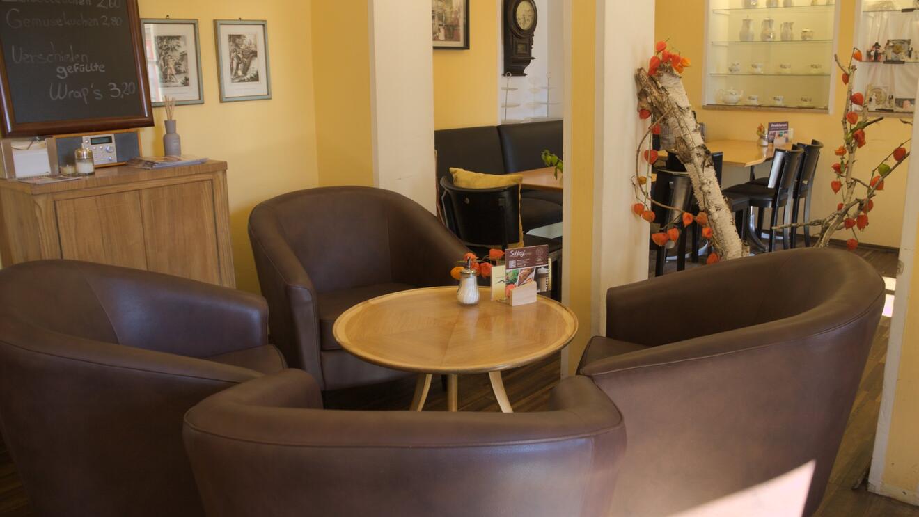 bequeme-sitz-sessel-zum-hinhocken-und-geniessen