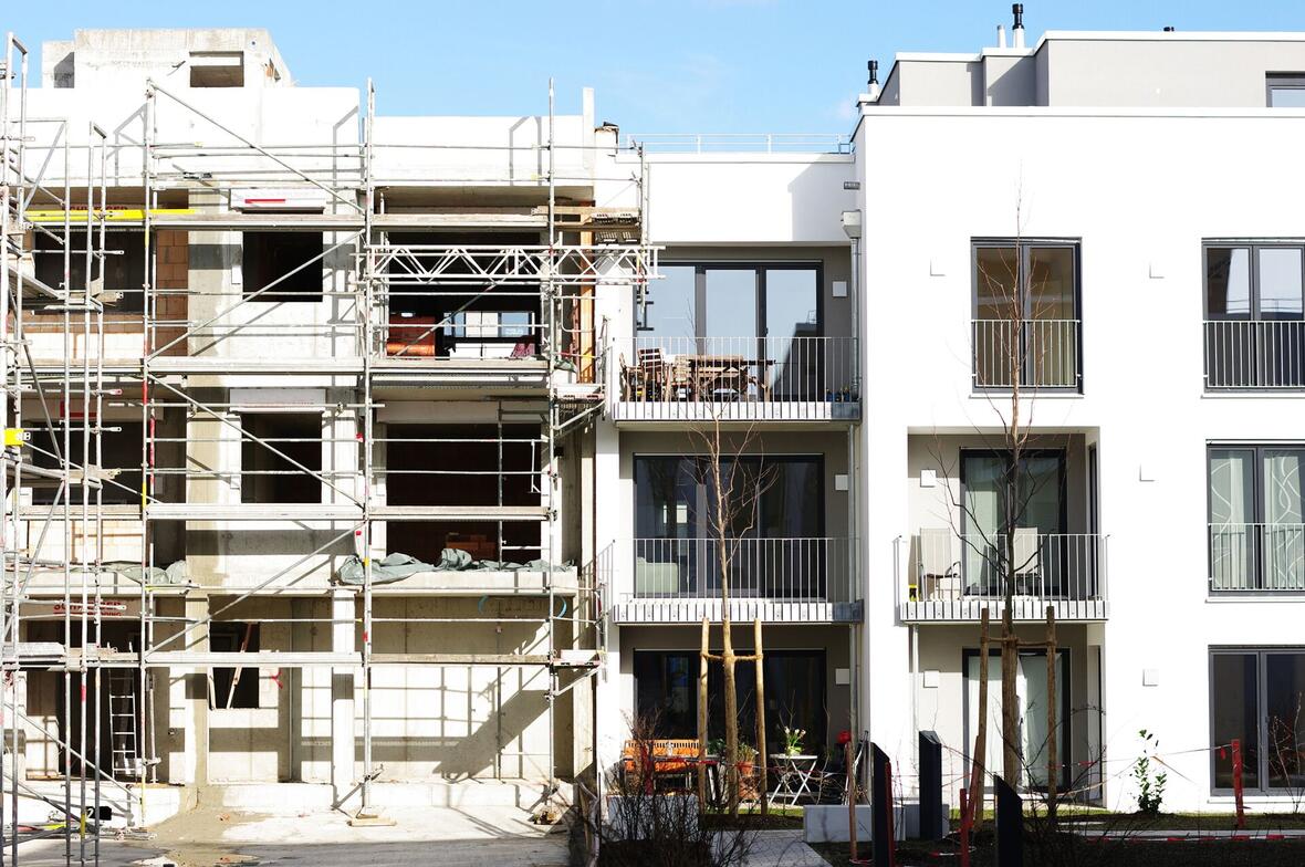 mayr-bau-gmbh-neuburg-neubau-neben-altbau